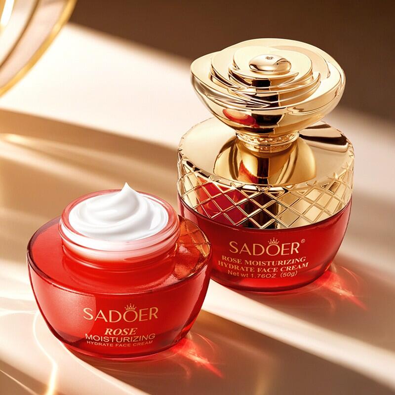 Hidratación suave con crema facial rosa